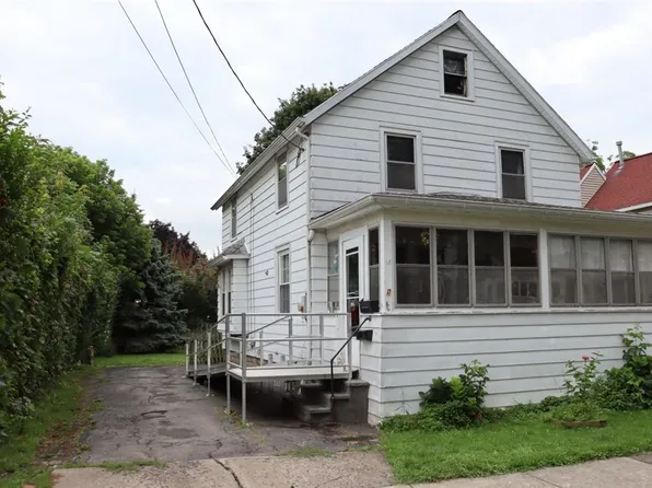 18 Camden St, Rochester, NY 14612