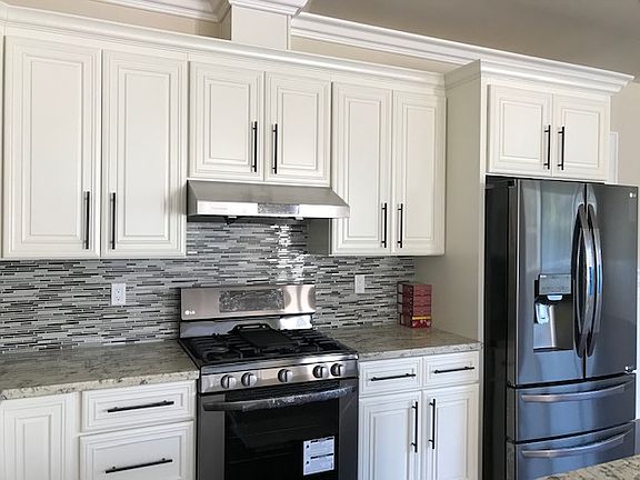 2nd image of 2538 Vista Del Lago Dr