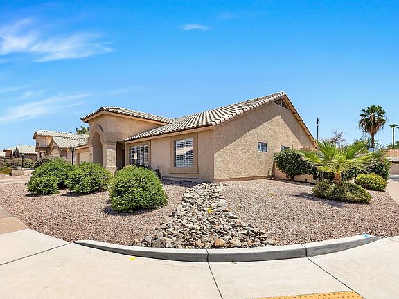 2nd image of 11105 E POINSETTIA Drive