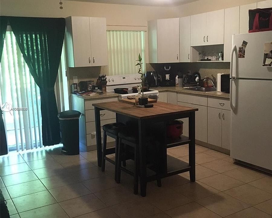 1st image of 14525 NE 2nd Ave #0