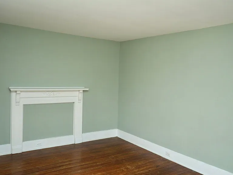920 Anderson St — Photo 11