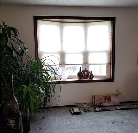 5th image of 203 Bellford Dr