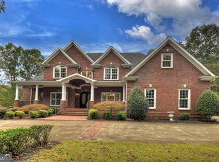 24 Creekwood Dr, Talking Rock, GA 30175