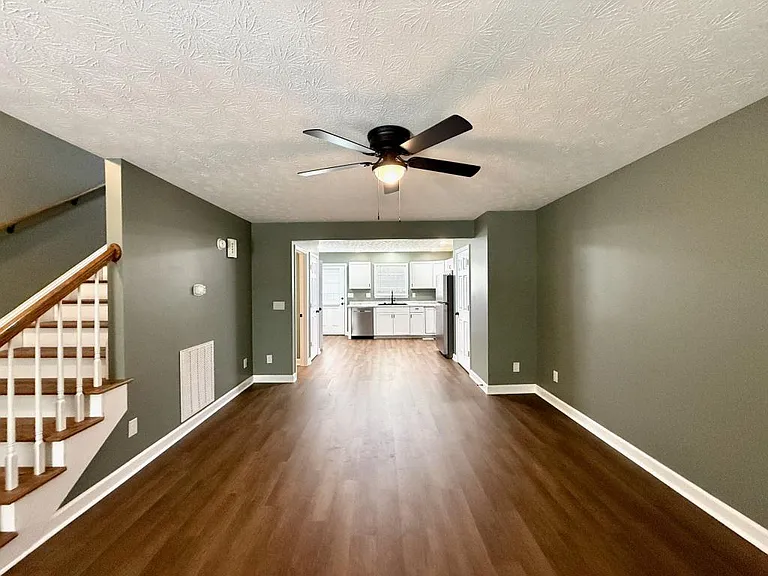3875 Erwin Hwy — Photo 3