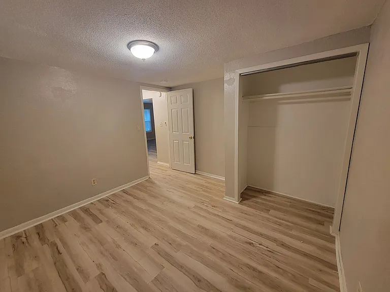 156 Maywood Avenue — Photo 5