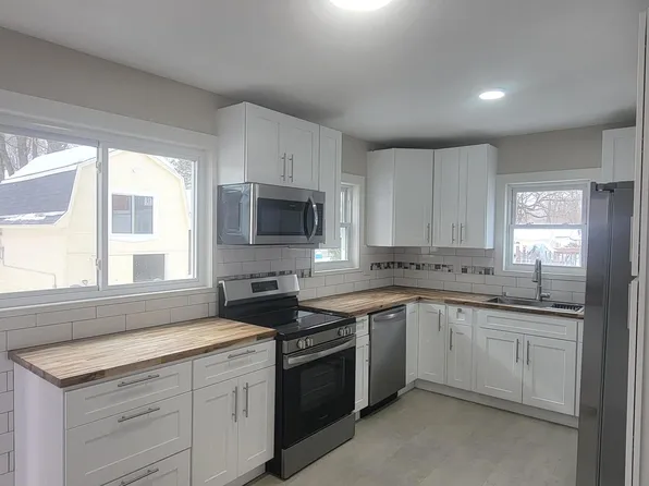 117 State Avenue, Killingly, CT 06241