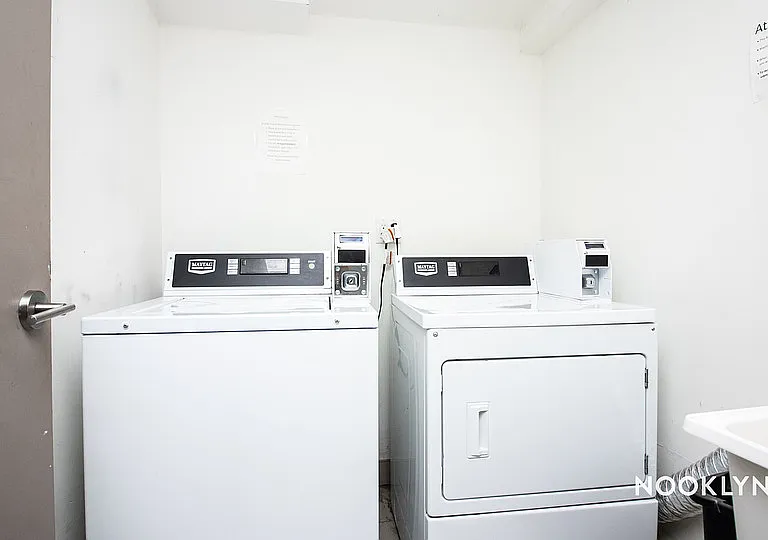 308 Jefferson St #2F — Photo 14