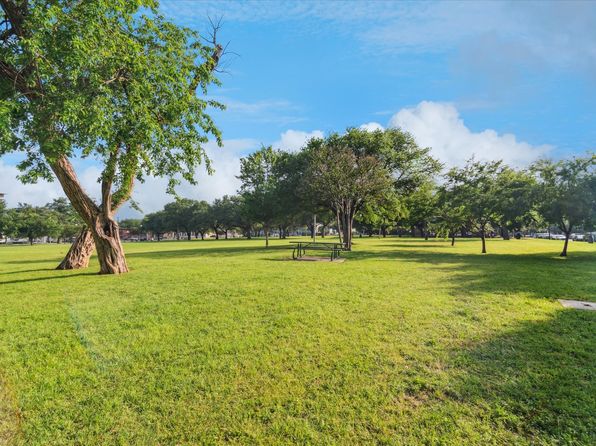 3219 Bryan St, Dallas, TX 75204