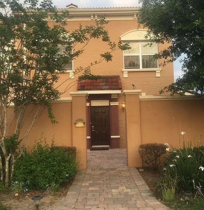 2646 Bella Vista Dr