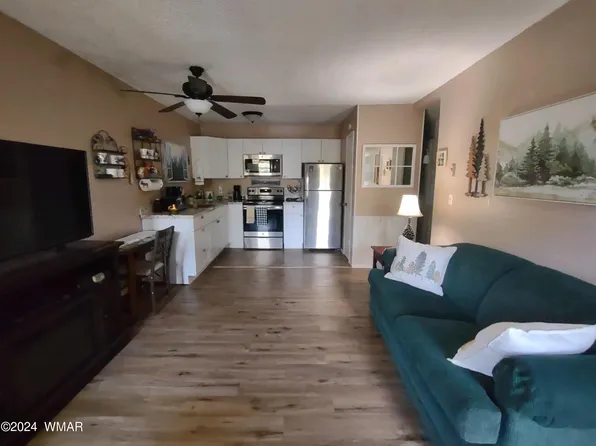 2700 S White Mountain Rd #401, Show Low, AZ 85901