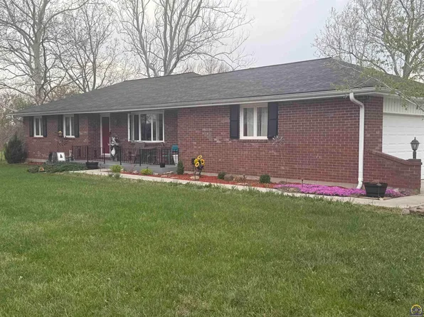 4535 SE Pawnee Dr, Berryton, KS 66409