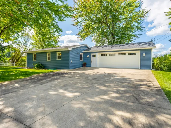 10142 29th St S, Scotts, MI 49088
