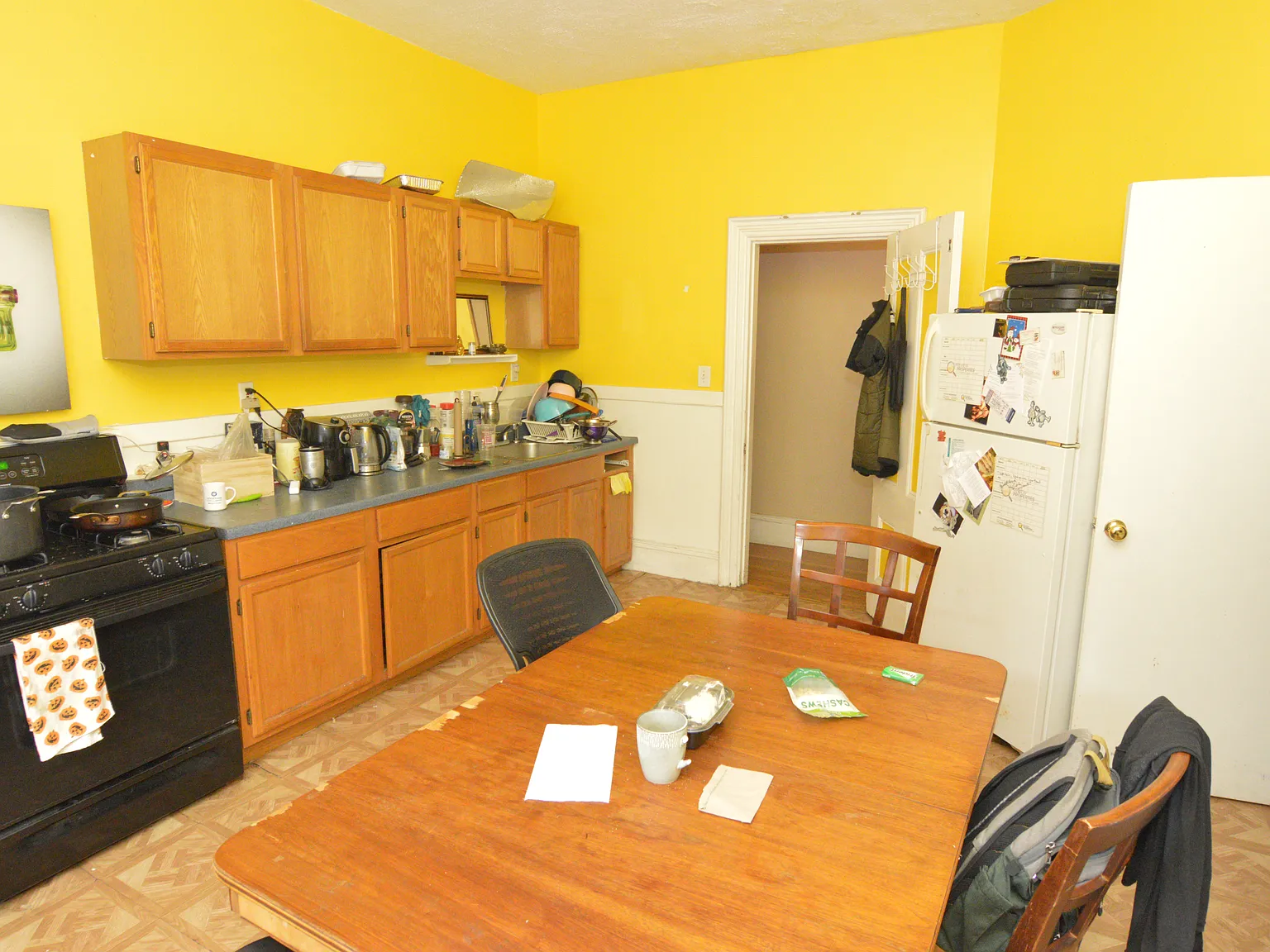 3 bed, 2000 sqft, $2,900 — Photo 2