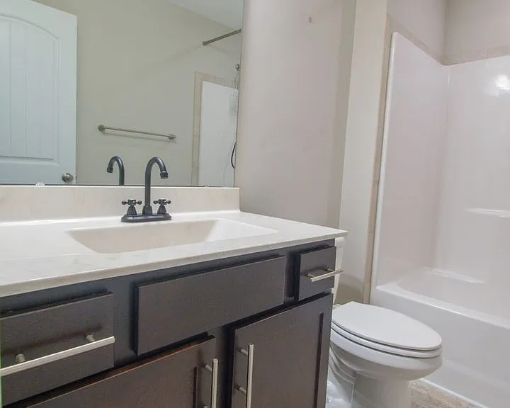 2220 Oldenburg Ln — Photo 33