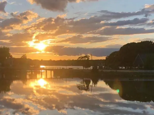 (undisclosed Address), Swansea, MA 02777