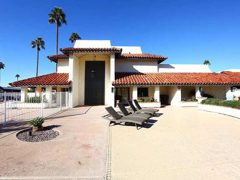 5804 N Scottsdale Rd — Photo 39