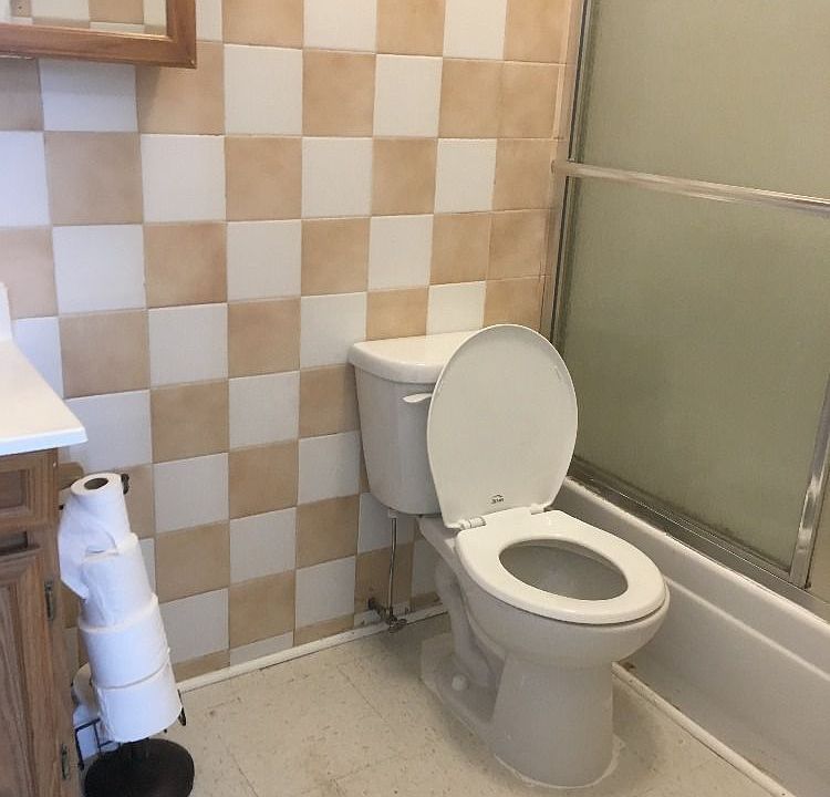 2nd image of 4111 31st Ave APT 2