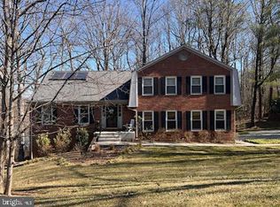 2213 Burgee Ct, Reston, VA 20191