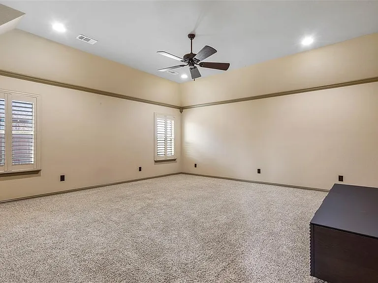 1317 Bluff Springs Dr — Photo 28