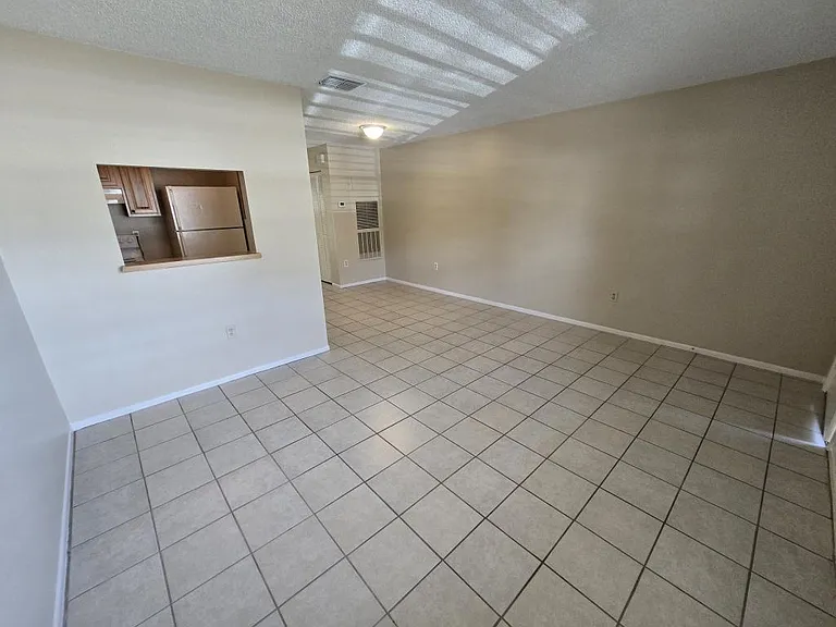 281B Jeru Blvd — Photo 4