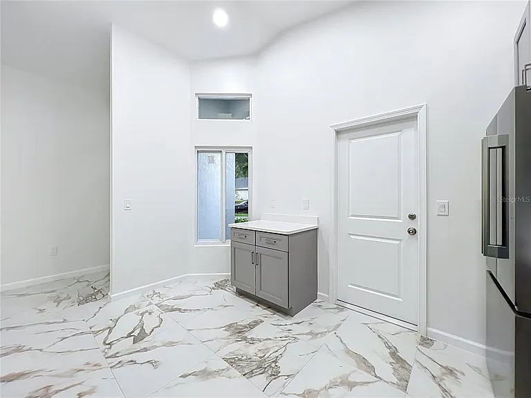 11148 Pinewood Cove Ln — Photo 16