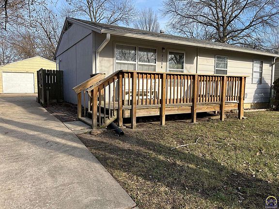 2nd image of 3104 SE Michigan Ave