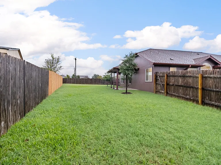 264 Coal Dr — Photo 12