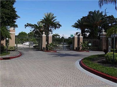 2nd image of 4560 NW 107th Ave #10712