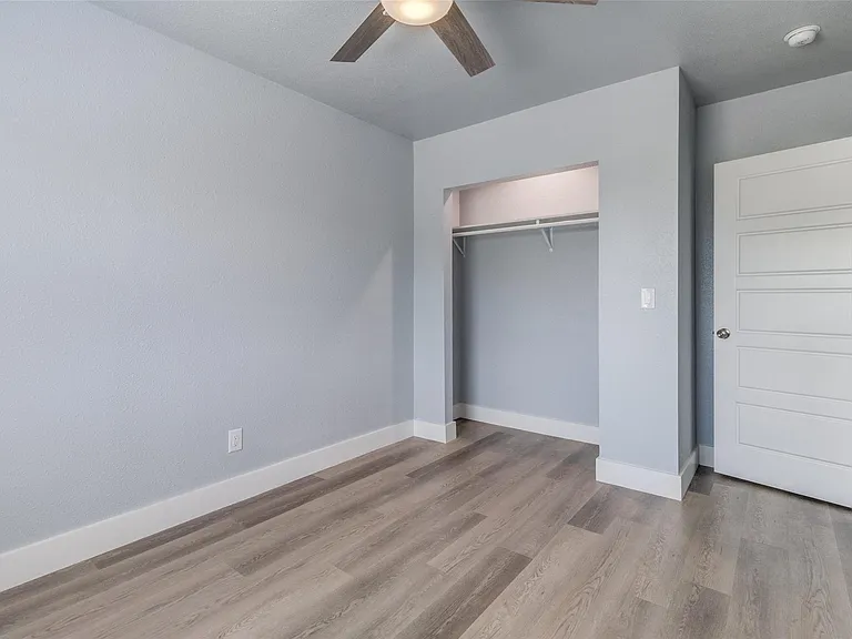 100 County Road 4140 — Photo 26