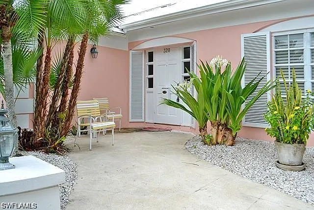 320 Gulf Shore Blvd S — Photo 2