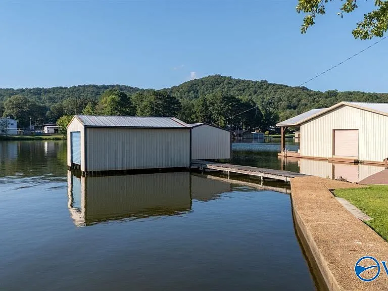 4125 Hideaway Ln — Photo 6