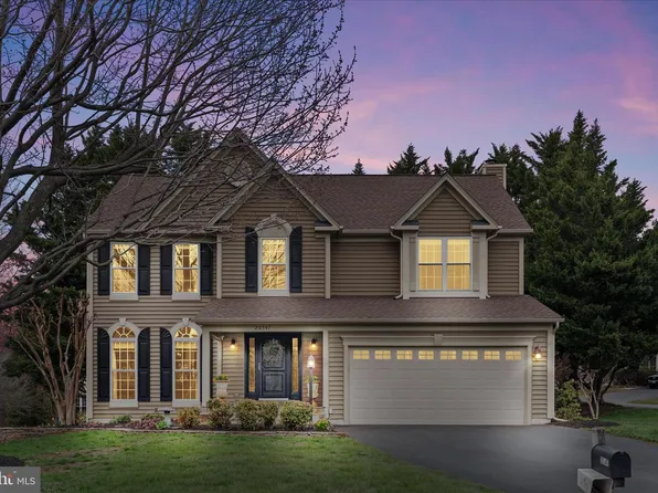 20547 Birchfield Pl, Sterling, VA 20165