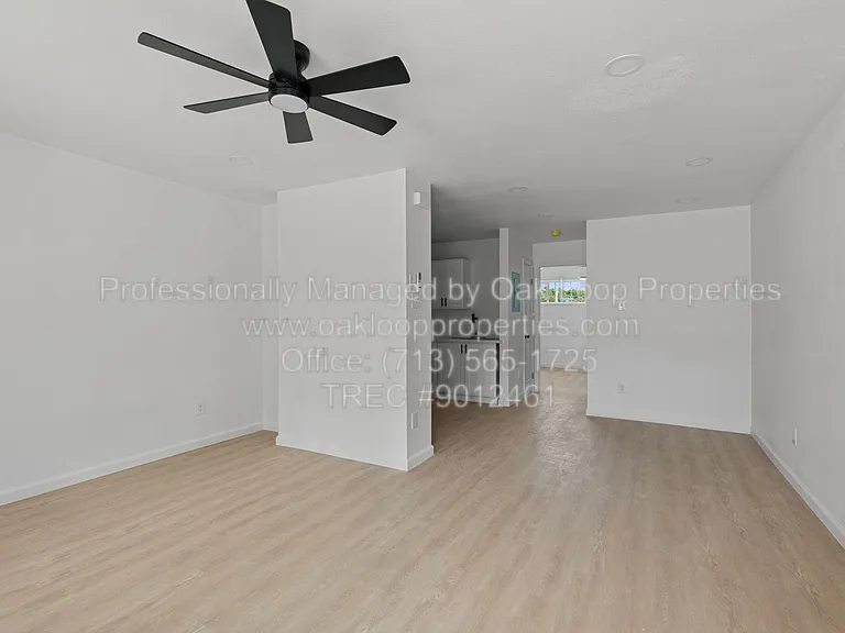 6840 Fairway Dr #13 — Photo 9