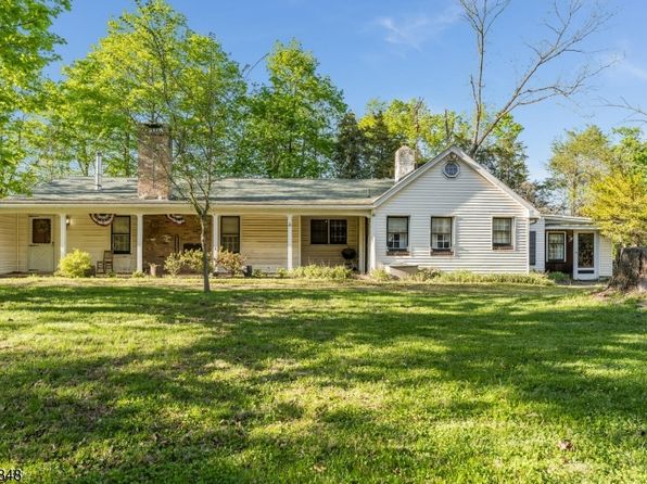 90 Junction Rd, Raritan Twp., NJ 08822