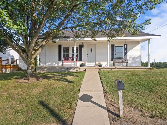 1533 Ebenezer Rd, Manchester, OH 45144