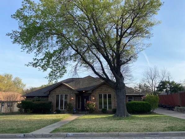 2013 Hazelwood Dr, Grand Prairie, TX 75050