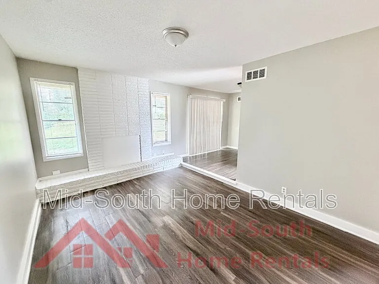 480 Whiteville Ave — Photo 5
