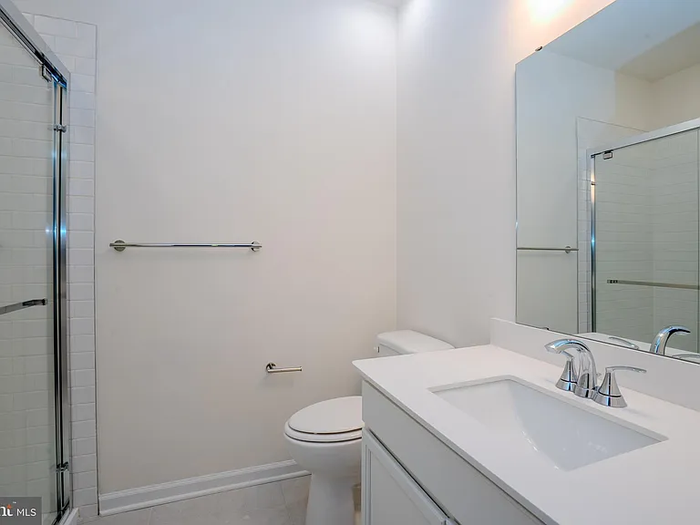 2601 American Pl — Photo 16