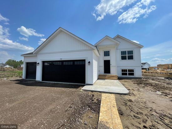 19911 English Ave N, Forest Lake, MN 55025