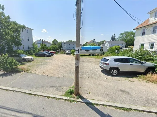 64 Russo St, Providence, RI 02904