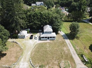 27 Oil Mill Rd, Waterford, CT 06385