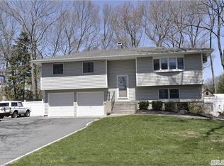 5 Ringo Rd, Port Jefferson Station, NY 11776