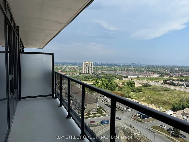 5105 Hurontario St #1703 — Photo 14