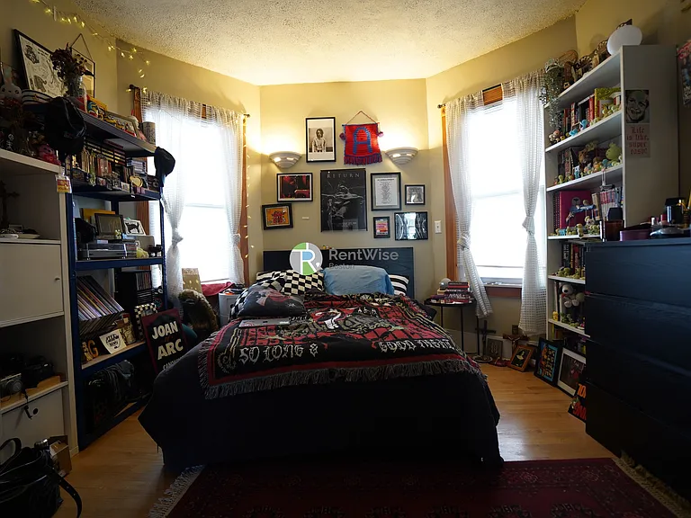 11 Vernon St #1 — Photo 6