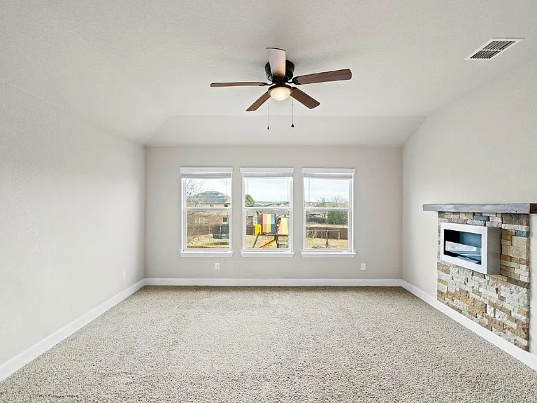 12815 Waterlily Way — Photo 29