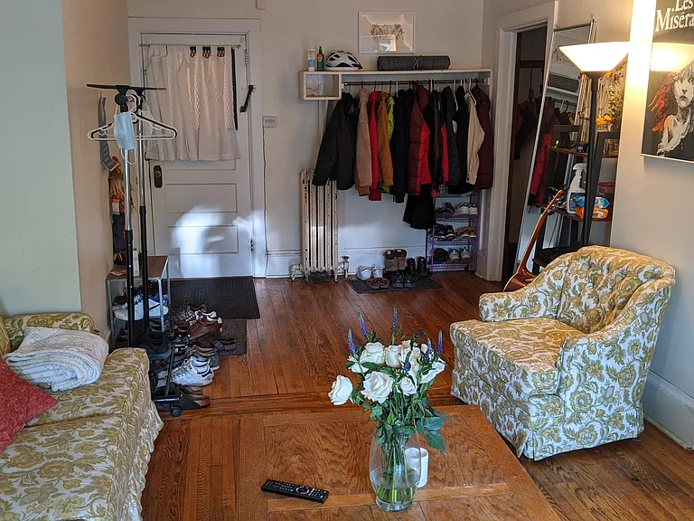 207-209 Delaware Ave #5 — Photo 4