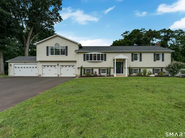 31 Stone Hedge Drive, North Haven, CT 06473