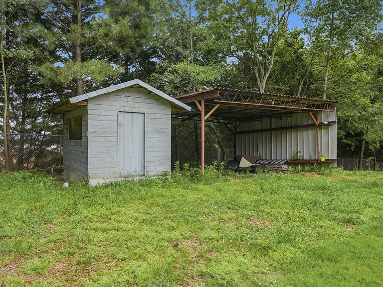 7134 Williams Rd — Photo 25