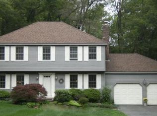 1 Coburn Rd, Hopkinton, MA 01748