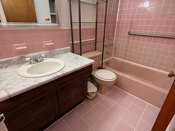 5th image of 1414 67th St #1